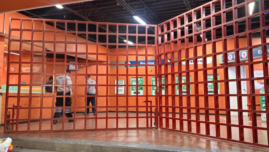 estacion talleres cerrada personal metrorrey