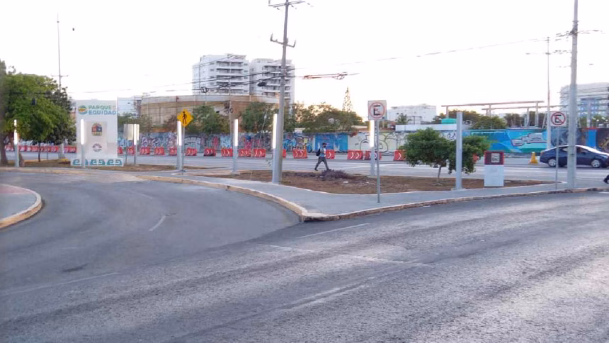 Trabajos en el Puente Nichupté generan cierres y desviaciones en las principales vialidades de Cancún.