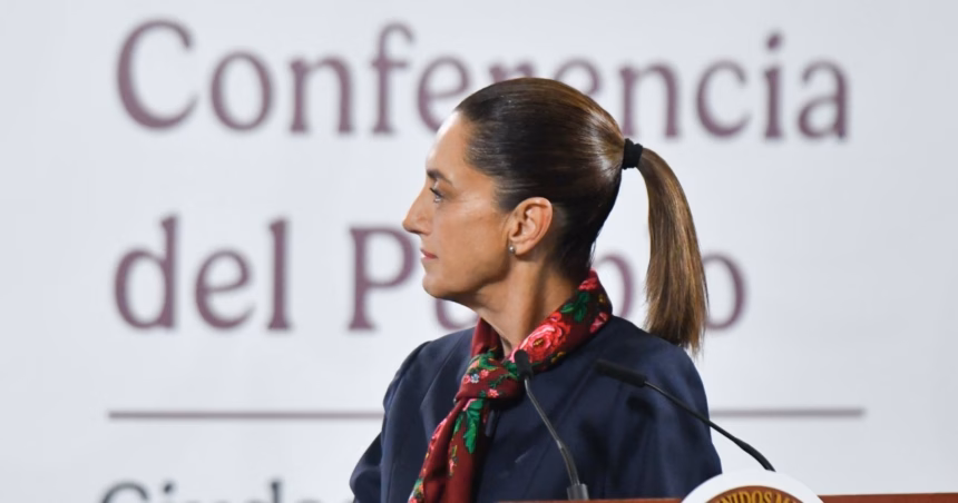 La Presidenta Claudia Sheinbaum durante el anuncio del destino de los recursos del IEPS para el fondo de salud.