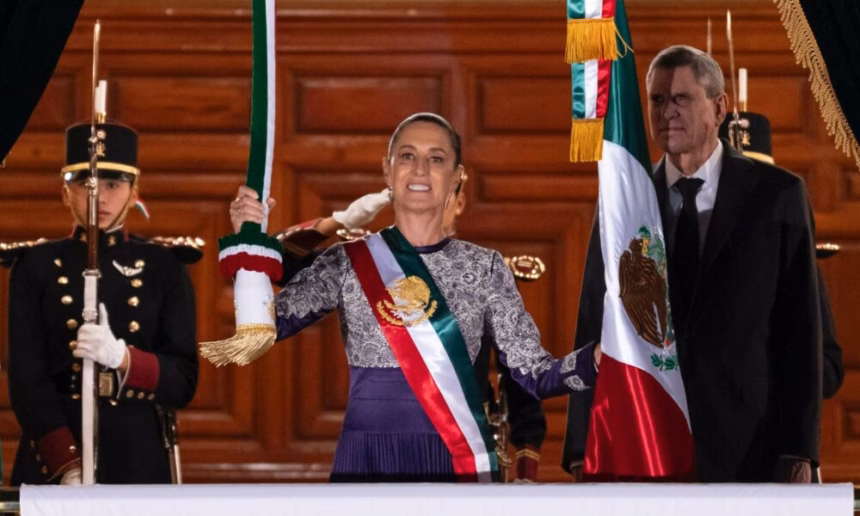 La Presidenta Claudia Sheinbaum durante el acto en honor a Josefa Ortiz Téllez Girón en conmemoración nacional.