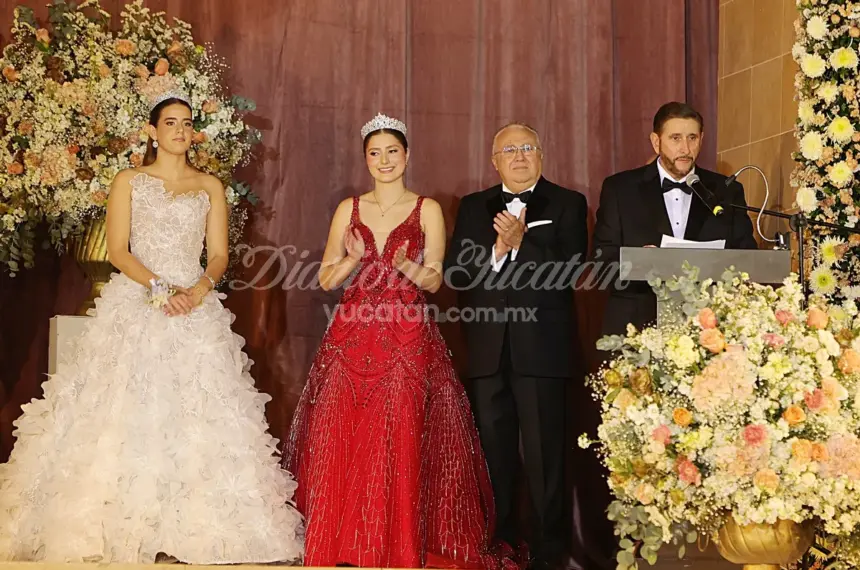 Rogelio Molina Casares, presidente del Club Campestre de Yucatán, durante su discurso en el Baile de