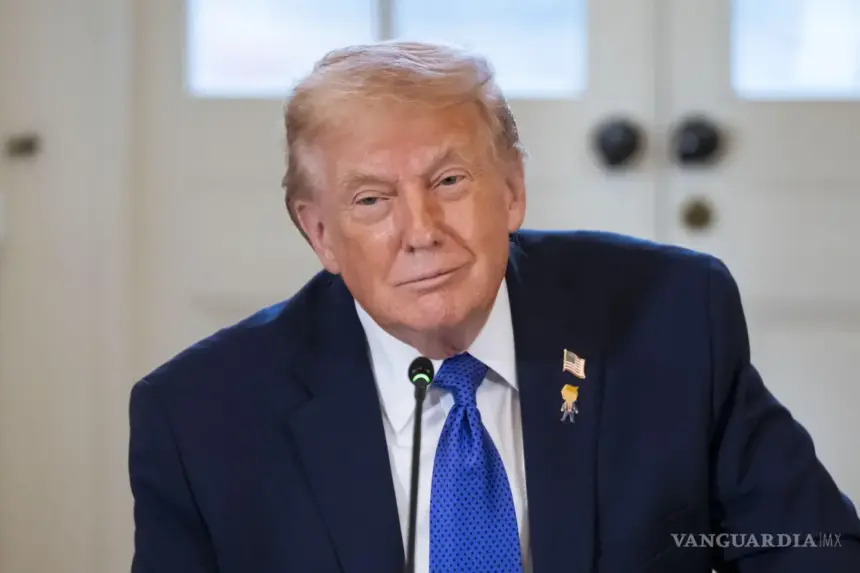 El presidente de Estados Unidos, Donald Trump, habla durante una reunión sobre el sector petrolero venezolano en la Casa Blanca.