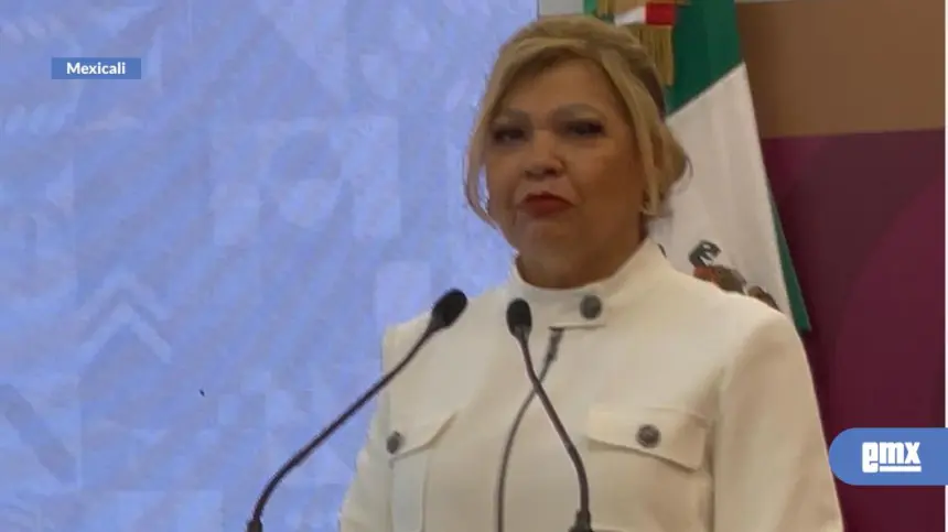 La fiscal María Elena Andrade Ramírez durante el anuncio sobre hallazgos forenses en Mexicali.