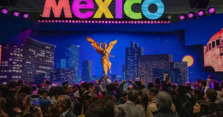 Presentación del autobús de FlixBus que promueve México en Europa.