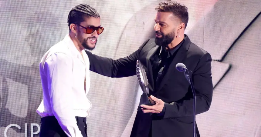 Ricky Martin celebra triunfo de Bad Bunny en los Grammy 2026