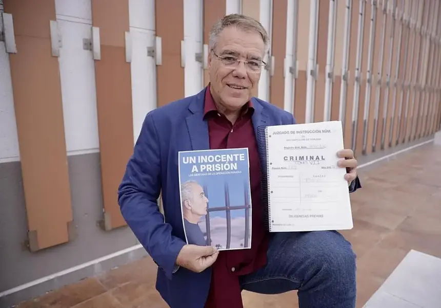 Un periodista revela nuevas evidencias sobre la condena del exedil de San Bartolomé por supuestos delitos de corrupción.