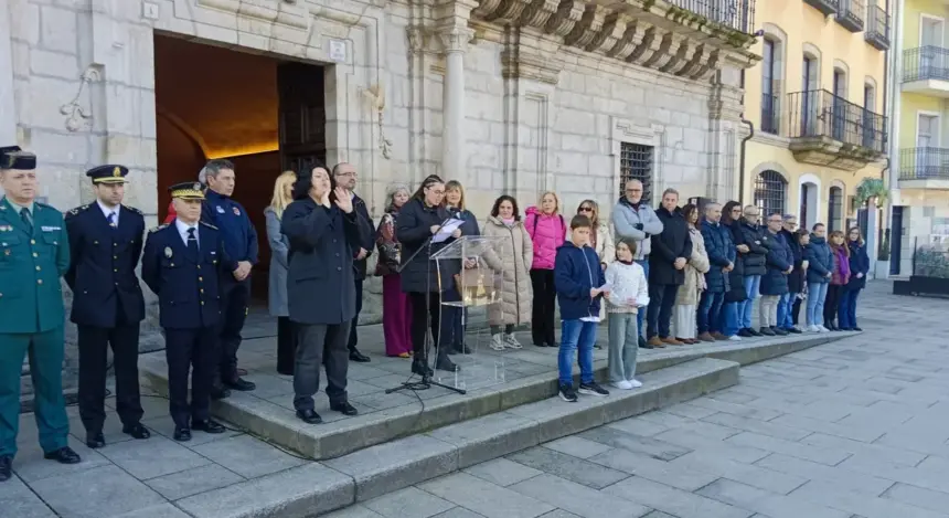 La ciudad celebra el 8M recordando la importancia de la igualdad y la lucha contra la violencia de género.