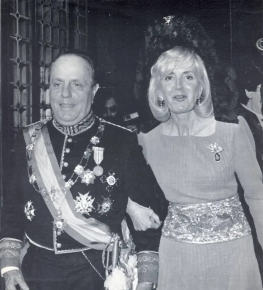La Influyente Vida De Carmen Est vez Sombra De Fraga Iribarne la-influyente-vida-de-carmen-est-vez-sombra-de-fraga-iribarne