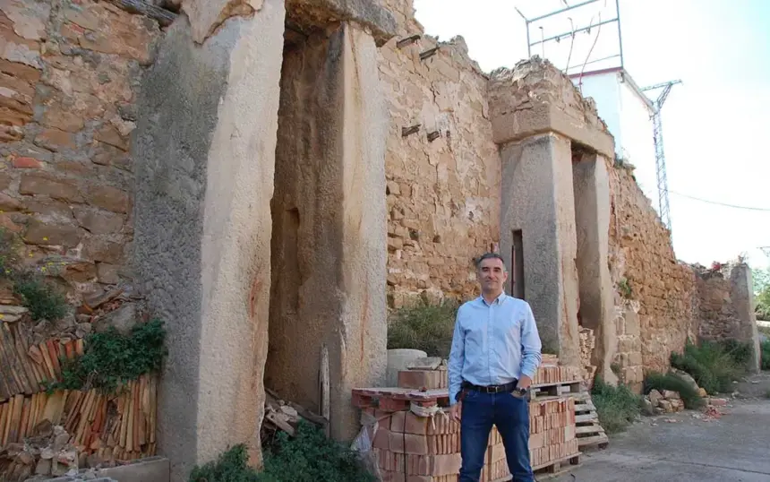 El proyecto de Javier Sánchez busca recopilar información y valorar la tradición del aceite en la comarca.