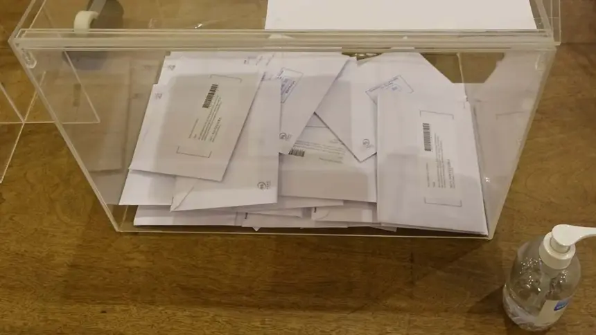 Los ciudadanos españoles en el exterior votarán en las elecciones hasta el 14 de mayo.