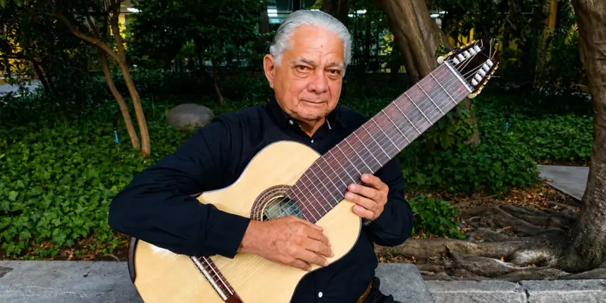El guitarrista panameño destaca la importancia del arte accesible para todos.