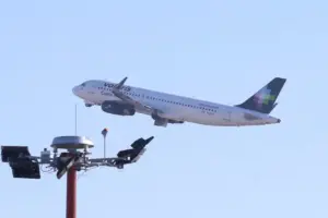 La disminución en tarifas busca mejorar la conectividad y el turismo en Puebla.