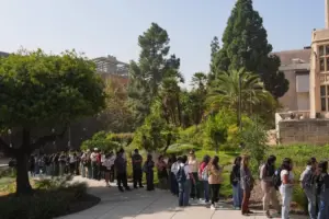 La Universidad de California, Los Ángeles, enfrenta acusaciones por prácticas discriminatorias en sus procesos de admisión.