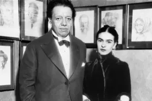 Esta obra fusiona el arte y la música para celebrar el legado de estos íconos mexicanos.