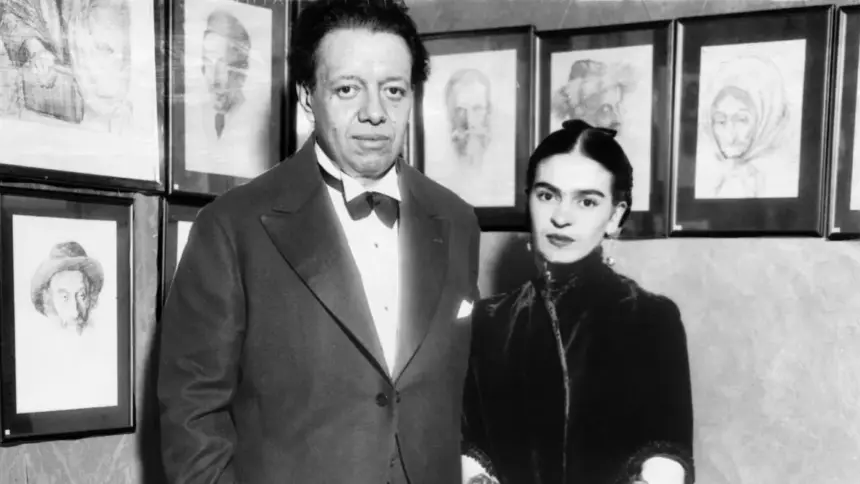 Esta obra fusiona el arte y la música para celebrar el legado de estos íconos mexicanos.